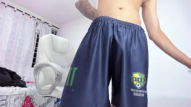 weesley boy online show from 09/24/25, 05:00