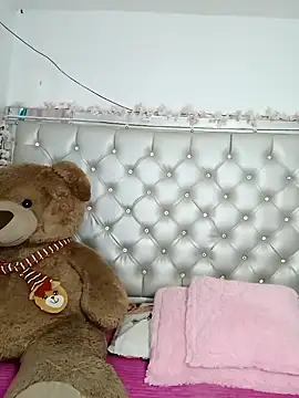 ZARAY 1118 online show from 11/06/25, 08:54