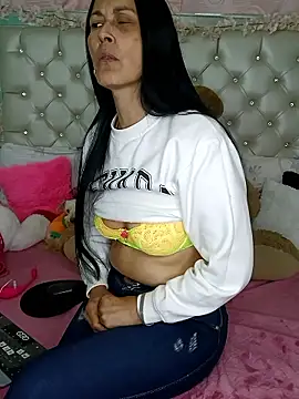 ZARAY 1118 online show from 01/11/26, 10:04