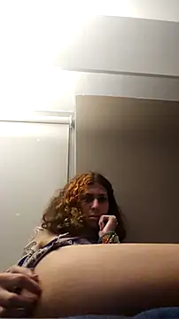 Snapshot of cuddlyavenue chatting on 09/13/25, 03:06 cuddlyavenue online show from 09/13/25, 03:06