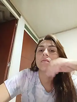 Snapshot of vanessa-titisM chatting on 07/30/26, 02:43 vanessa-titisM online show from 07/30/26, 02:43