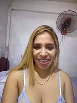Snapshot of AngelitaSexyCam chatting on 07/21/26, 01:30 AngelitaSexyCam online show from 07/21/26, 01:30