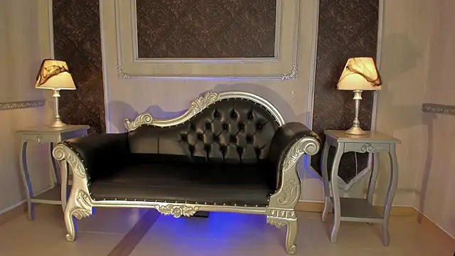 Helenstanford online show from 10/15/25, 01:44