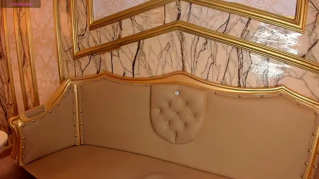 Helenstanford online show from 03/04/26, 01:06