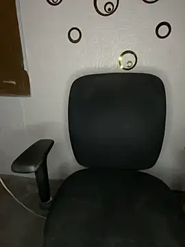 Snapshot of The_Lustful_Desire chatting on 09/22/25, 06:43 The Lustful Desire online show from 09/22/25, 06:43