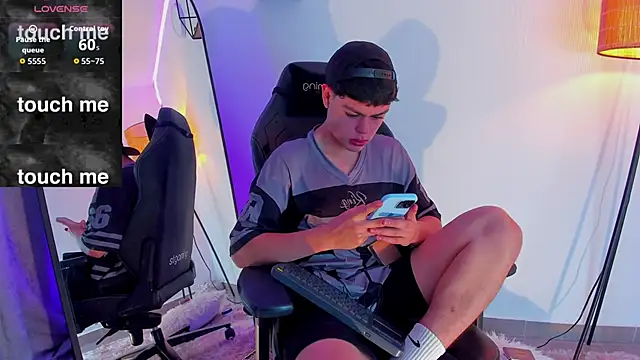 Snapshot of Im_Juaniito chatting on 09/11/25, 04:01 Im Juaniito online show from 09/11/25, 04:01