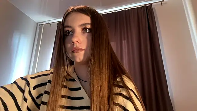 Snapshot of CatherinDream chatting on 09/16/25, 02:12 CatherinDream online show from 09/16/25, 02:12