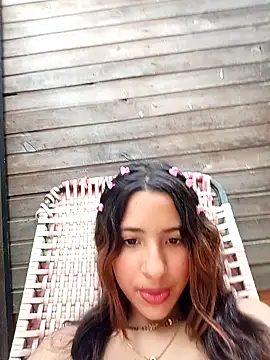 Snapshot of Sweet-Doncella chatting on 09/14/25, 01:54 Sweet-Doncella online show from 09/14/25, 01:54