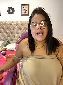 Snapshot of Anabelle_00_ chatting on 09/19/25, 03:19 Anabelle 00 online show from 09/19/25, 03:19