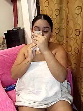 Snapshot of Anabelle_00_ chatting on 10/16/25, 03:07 Anabelle 00 online show from 10/16/25, 03:07