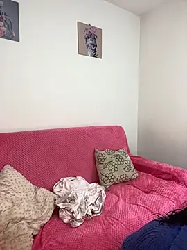 Snapshot of Anabelle_00_ chatting on 11/14/25, 04:11 Anabelle 00 online show from 11/14/25, 04:11