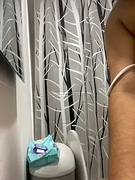 Snapshot of Anabelle_00_ chatting on 11/24/25, 03:17 Anabelle 00 online show from 11/24/25, 03:17