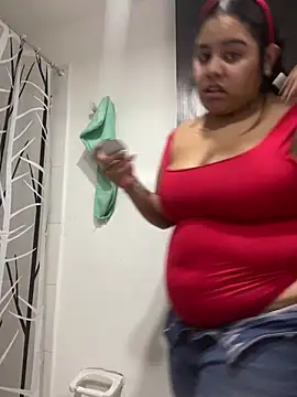 Snapshot of Anabelle_00_ chatting on 12/14/25, 03:12 Anabelle 00 online show from 12/14/25, 03:12