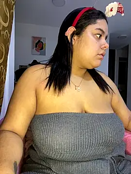 Snapshot of Anabelle_00_ chatting on 12/16/25, 03:22 Anabelle 00 online show from 12/16/25, 03:22