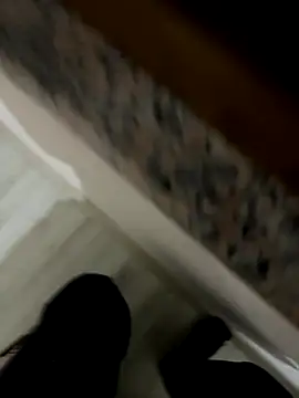 Snapshot of LAZ3R1 chatting on 11/12/25, 09:25 LAZ3R1 online show from 11/12/25, 09:25