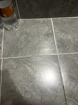 Snapshot of LAZ3R1 chatting on 12/13/25, 11:21 LAZ3R1 online show from 12/13/25, 11:21