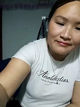 Snapshot of Tamara-a chatting on 02/20/26, 11:00 Tamara-a online show from 02/20/26, 11:00