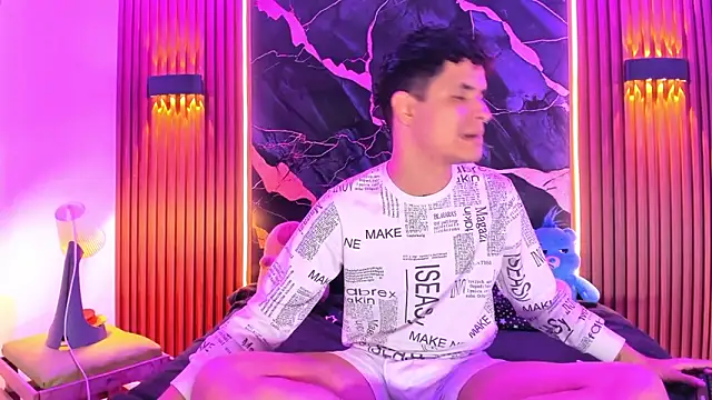 Lucky boys  X online show from 02/09/26, 02:21