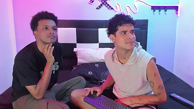 Lucky boys  X online show from 04/14/26, 01:39