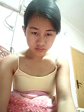 Snapshot of luy-xinh02 chatting on 11/09/25, 11:41 luy-xinh02 online show from 11/09/25, 11:41