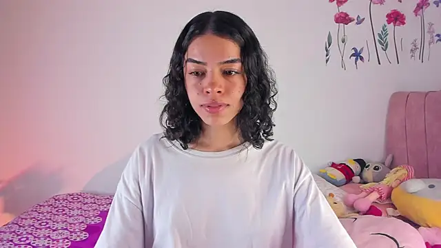 maddy parker   online show from 04/16/26, 08:42