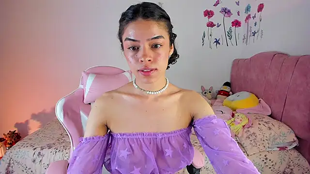 maddy parker   online show from 06/10/26, 11:24