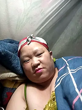 Snapshot of riso-00 chatting on 01/08/26, 03:58 riso-00 online show from 01/08/26, 03:58