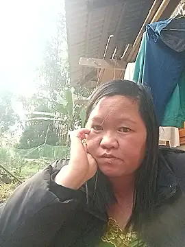 Snapshot of riso-00 chatting on 01/12/26, 09:25 riso-00 online show from 01/12/26, 09:25