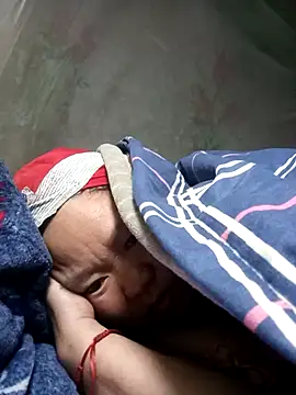 Snapshot of riso-00 chatting on 02/03/26, 06:40 riso-00 online show from 02/03/26, 06:40