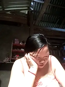 Snapshot of riso-00 chatting on 02/16/26, 03:35 riso-00 online show from 02/16/26, 03:35