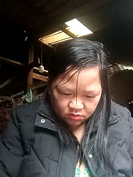 Snapshot of riso-00 chatting on 02/22/26, 02:56 riso-00 online show from 02/22/26, 02:56