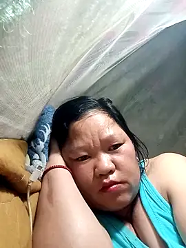 Snapshot of riso-00 chatting on 02/24/26, 10:30 riso-00 online show from 02/24/26, 10:30