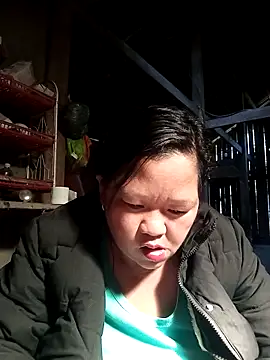 Snapshot of riso-00 chatting on 02/26/26, 02:43 riso-00 online show from 02/26/26, 02:43