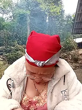 Snapshot of riso-00 chatting on 03/11/26, 03:23 riso-00 online show from 03/11/26, 03:23