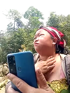 Snapshot of riso-00 chatting on 03/25/26, 05:02 riso-00 online show from 03/25/26, 05:02