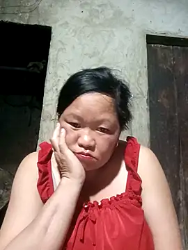 Snapshot of riso-00 chatting on 04/07/26, 01:44 riso-00 online show from 04/07/26, 01:44