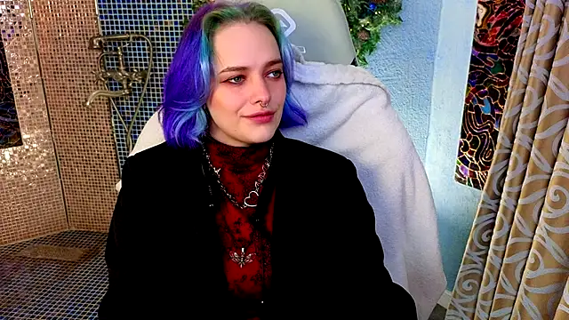 Eniferi online show from 12/14/25, 09:08