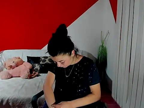 Soffy Skye online show from 09/29/25, 04:17