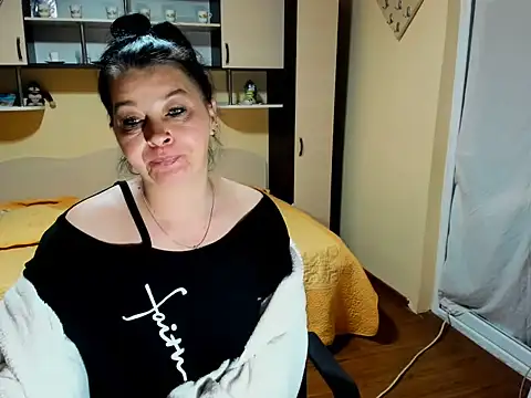 Soffy Skye online show from 05/09/26, 04:28
