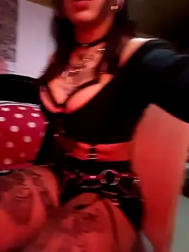 Snapshot of Mishchelle_Zakii chatting on 02/02/26, 01:26 Mishchelle Zakii online show from 02/02/26, 01:26