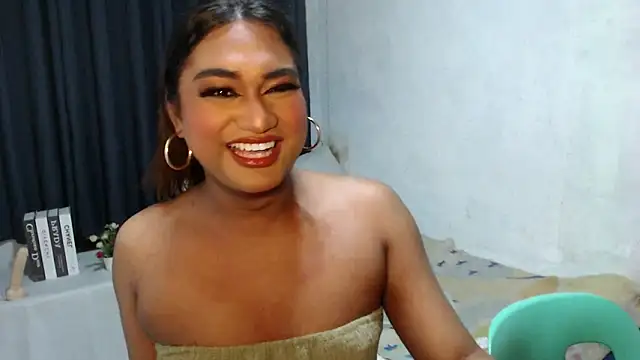 Snapshot of Elysia_Fox chatting on 11/21/25, 03:16 Elysia Fox online show from 11/21/25, 03:16