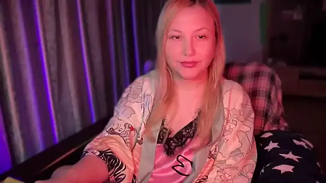 BikiHellena online show from 11/07/25, 06:35