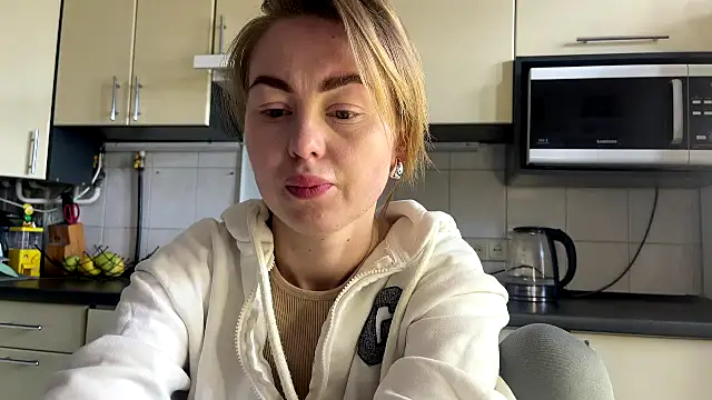 MartaLuna  online show from 04/07/26, 09:32