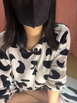 yunmeng000 online show from 11/06/25, 01:12