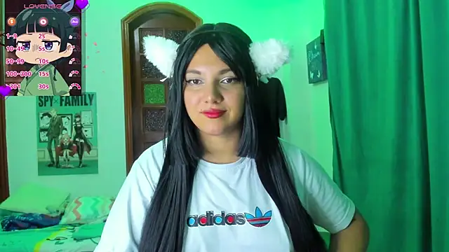 Snapshot of MaoMaoLa chatting on 11/04/25, 05:17 MaoMaoLa online show from 11/04/25, 05:17