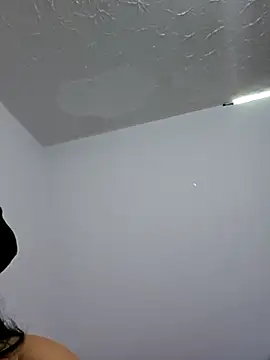 Snapshot of MaoMaoLa chatting on 11/23/25, 05:51 MaoMaoLa online show from 11/23/25, 05:51