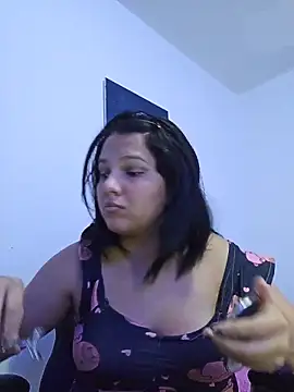 Snapshot of MaoMaoLa chatting on 11/30/25, 04:38 MaoMaoLa online show from 11/30/25, 04:38