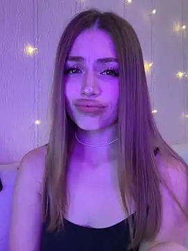 Elizabeth Tay online show from 11/20/25, 05:56