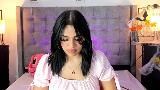 Linda Fosterr online show from 11/04/25, 02:32