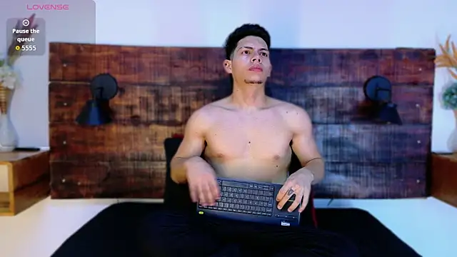 JhosuaVega online show from 02/13/26, 01:34